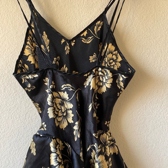 Vintage Black Satin Gold Floral Peplum Bodysuit Double Strap Lingerie - Picture 4 of 8